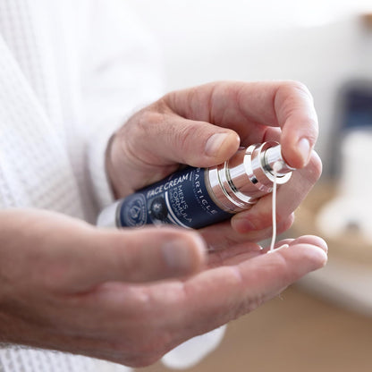 Particle Face Cream The 6-in-1 anti-aging cream for men that fixes eye bags, dark spots and wrinkles